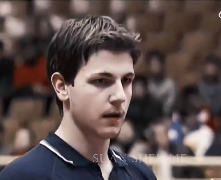 开云体育入口-英国乒乓球队完胜瑞典乒乓球队，波尔高光表现的简单介绍