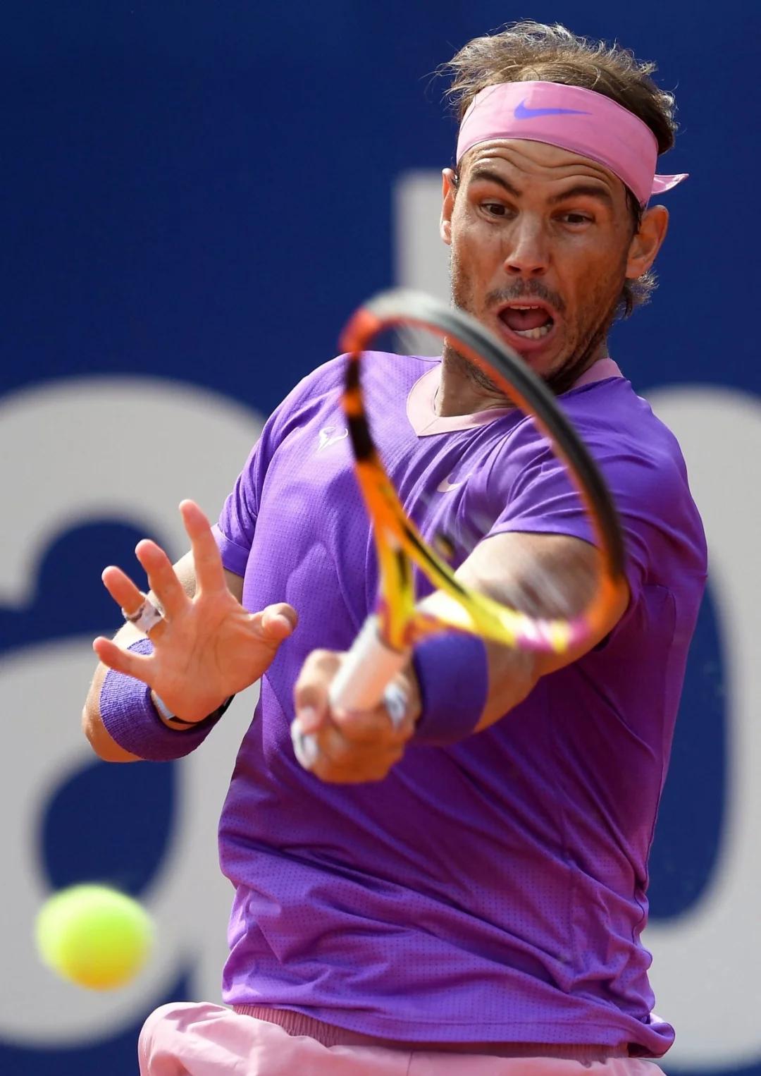 美国网球队险胜世界网球队,费德勒打破历史纪录 美国网球队险胜世界网球队,费德勒打破历史纪录