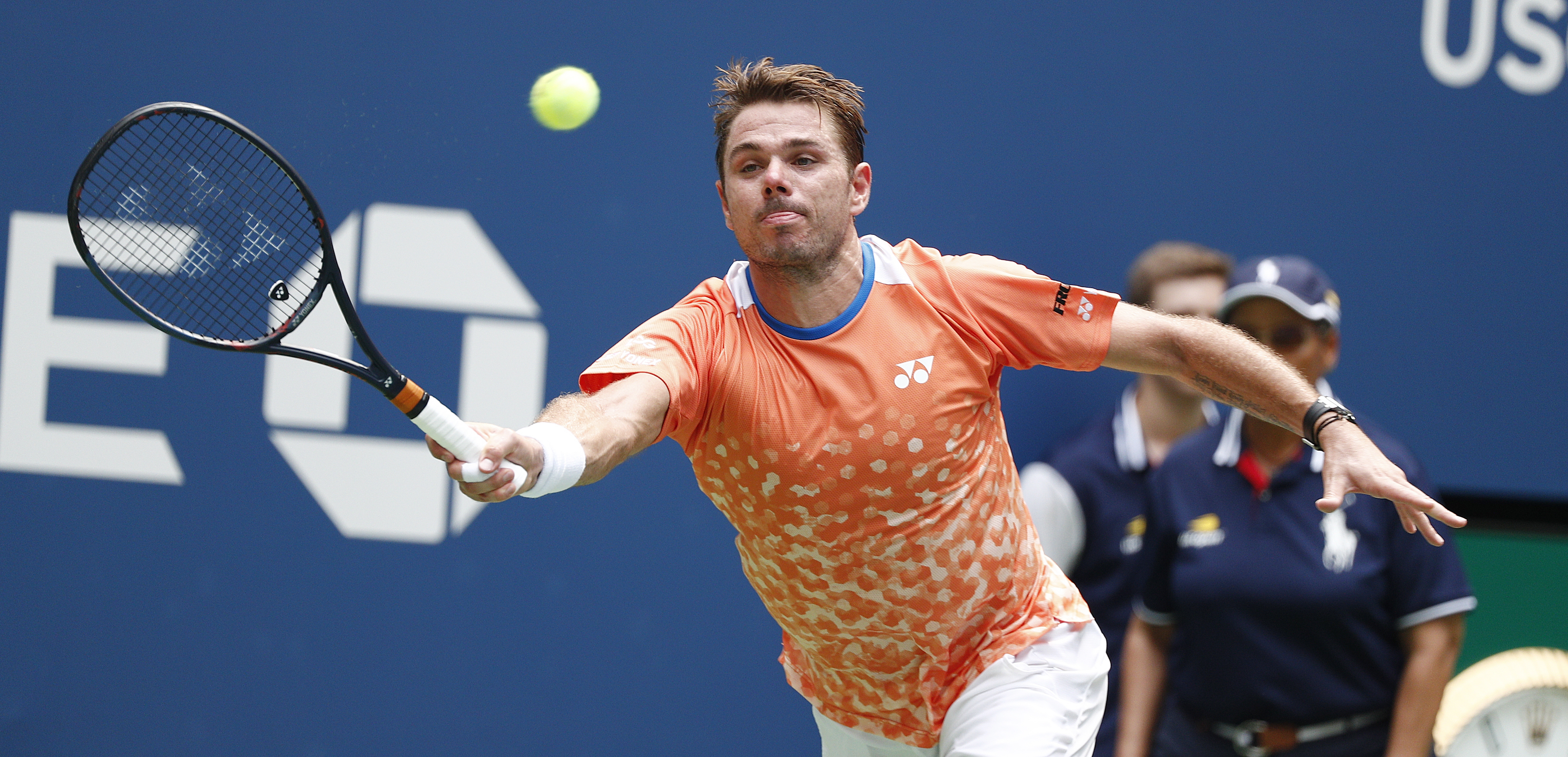 关于世界网球队力克澳大利亚网球队,瓦林卡绝境逆转的信息 关于世界网球队力克澳大利亚网球队,瓦林卡绝境逆转的信息