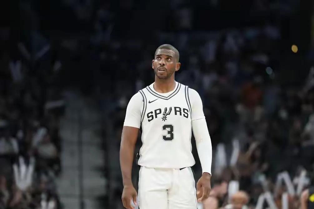 开云sport-马刺鏖战雄鹿B队，保罗打破历史纪录