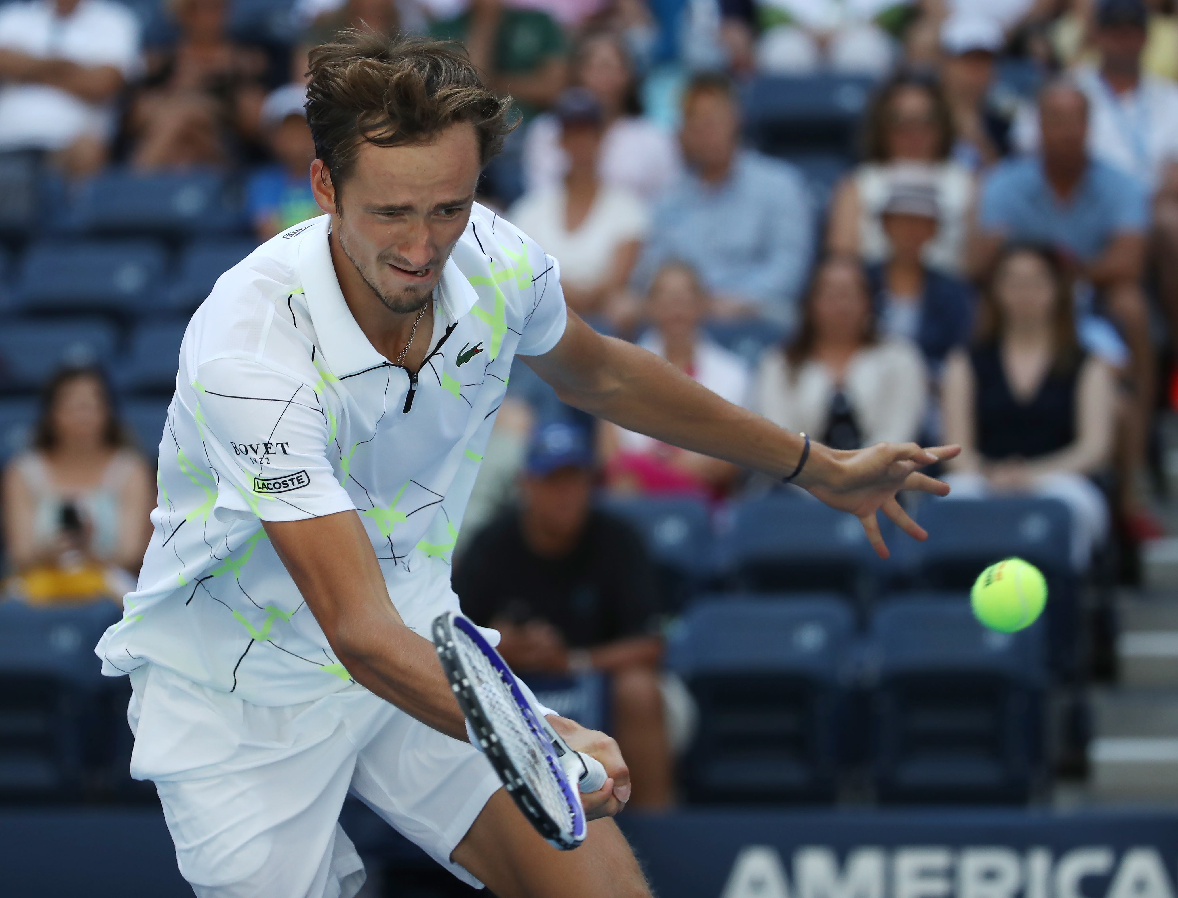 美国网球队轻取法国网球队,梅德韦杰夫惊艳世界的简单介绍 美国网球队轻取法国网球队,梅德韦杰夫惊艳世界的简单介绍