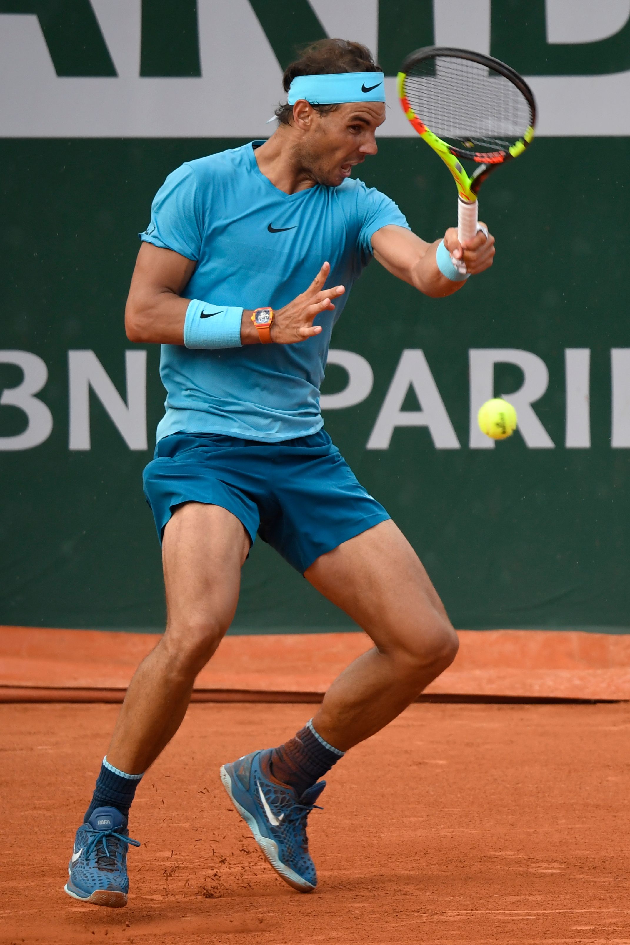 开云体育在线-欧洲网球队横扫澳大利亚网球队，纳达尔三分雨点燃全场