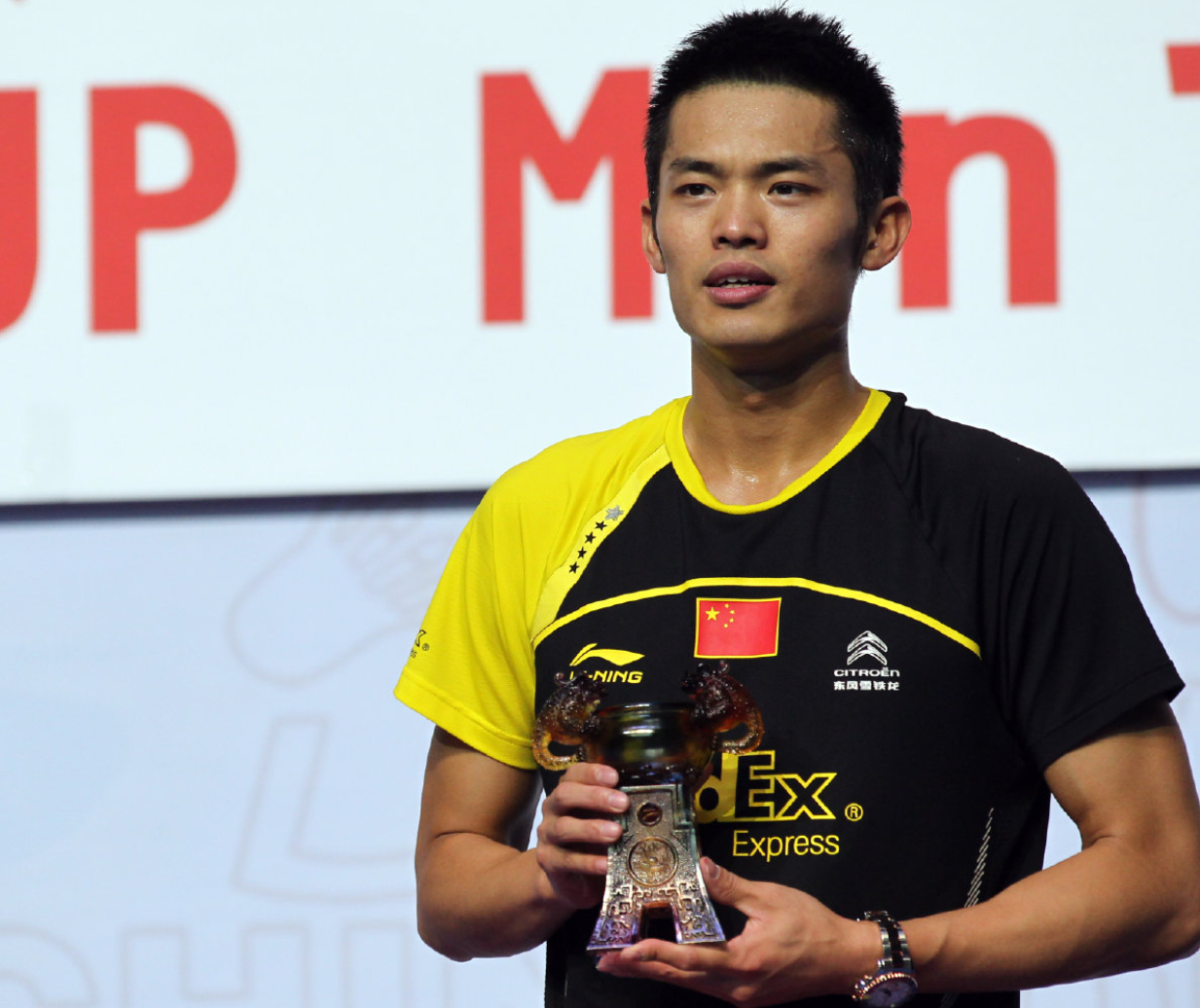 中国羽毛球队强势印尼羽毛球队,林丹爆发神勇 中国羽毛球队强势印尼羽毛球队,林丹爆发神勇