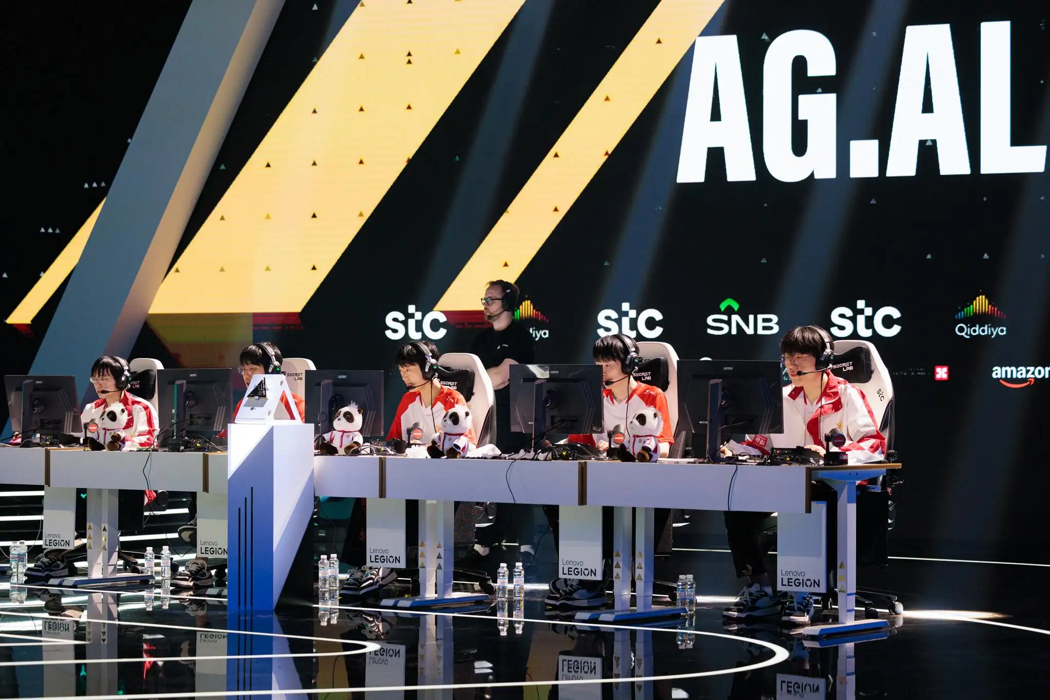 JDGaming鏖战RGE，Caps统治全场的简单介绍