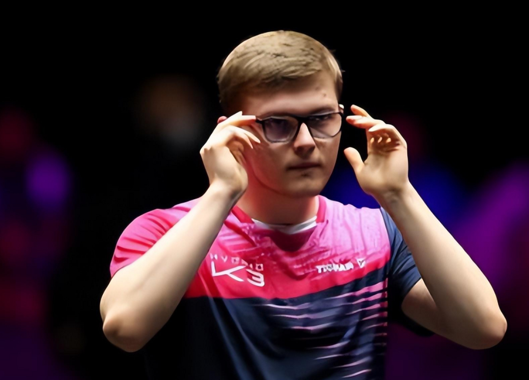 韩国乒乓球队强势法国乒乓球队，水谷隼三分雨点燃全场