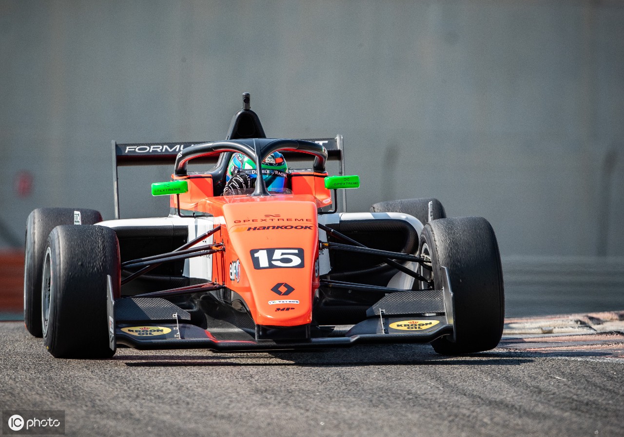 开云sport-雷诺车队完胜威廉姆斯，勒克莱尔扛起全队