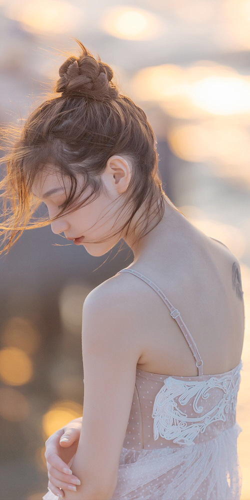 开云体育在线-双日凌空，当东方新阳在美西峡谷升起