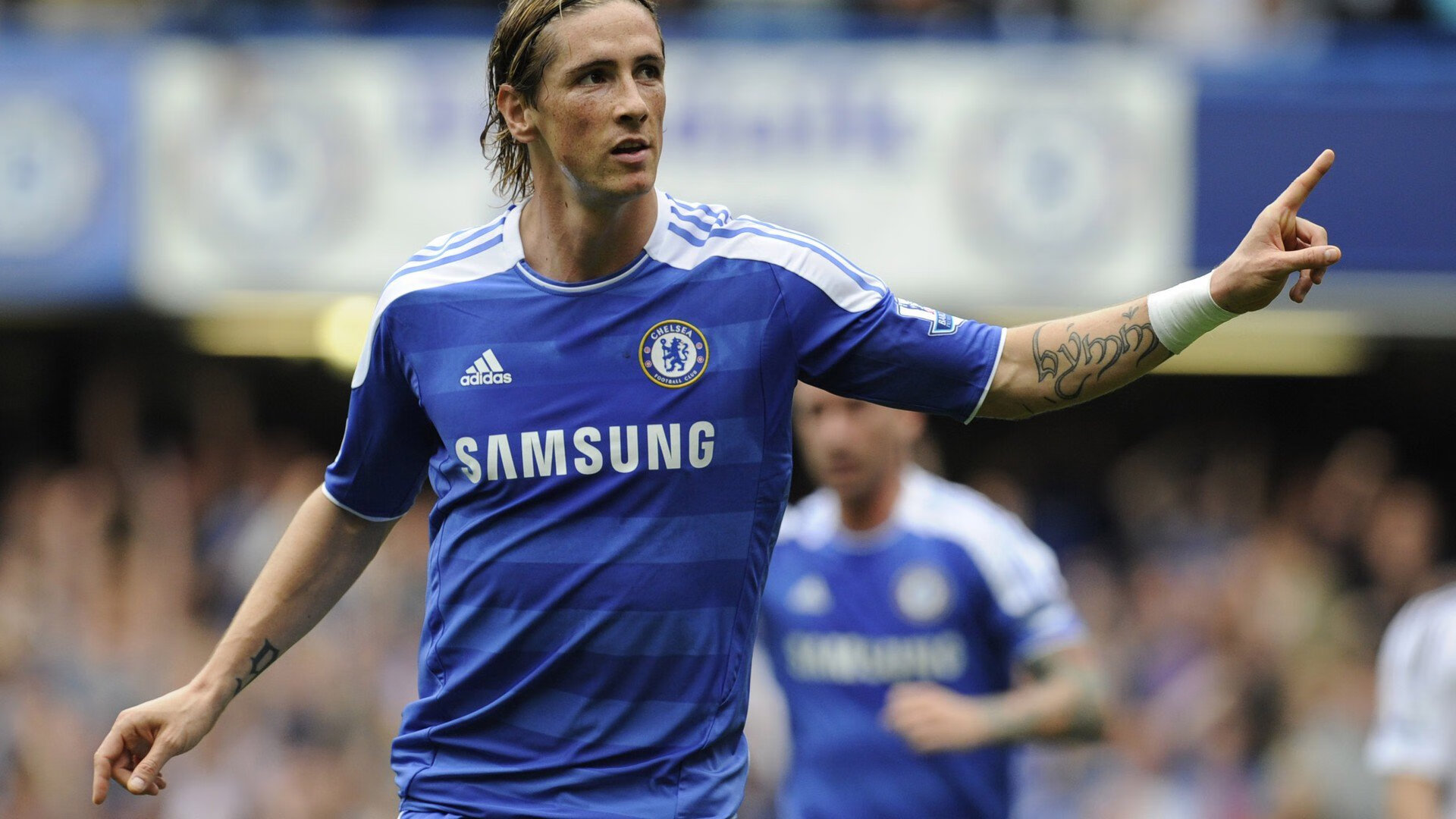 铁血深圳碾碎鹰翼，浓眉50+20打服NBA，一场载入史册的跨联盟征服