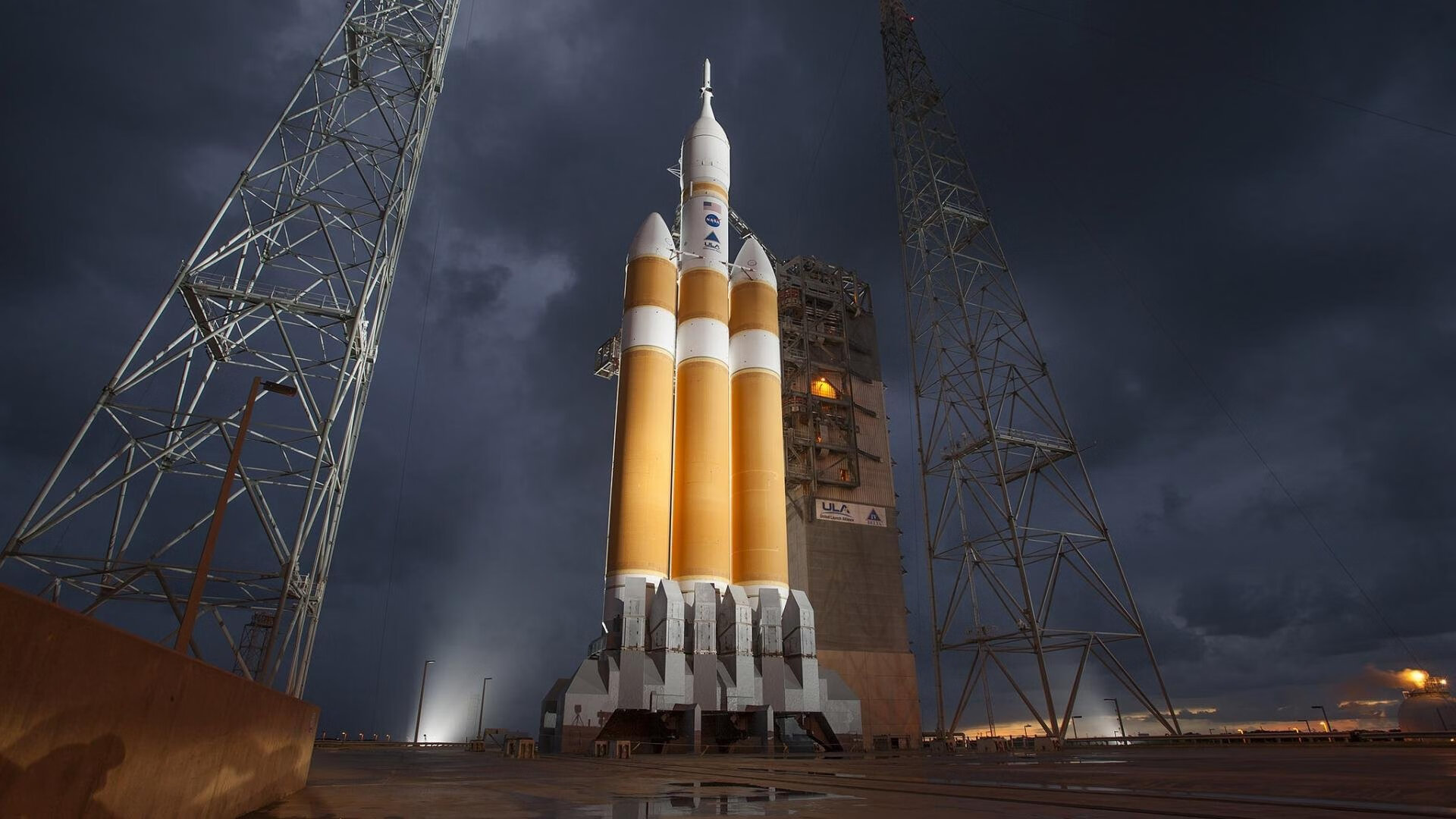 绝境双雄，约基奇无解爆发，热火决胜局碾碎魔术