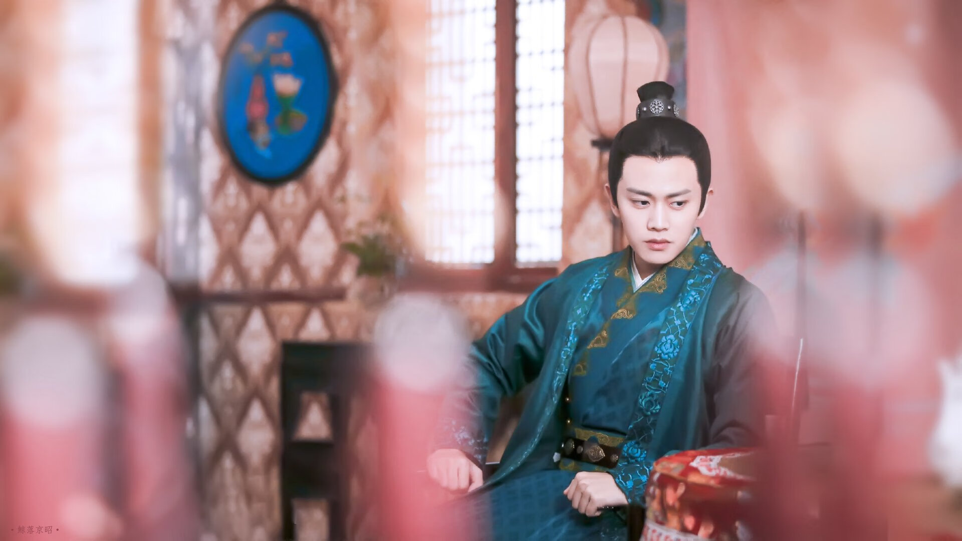 斩落的哲学与爆发的重量,当开拓者轻装上阵,字母哥扛起世界的叹息