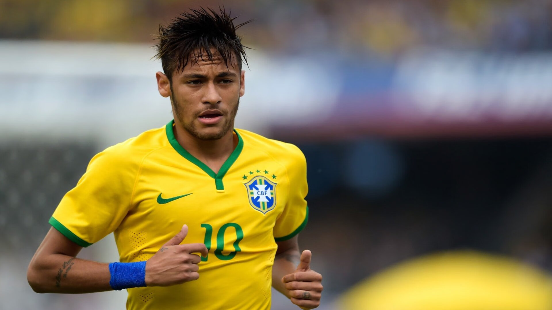 开云体育-刺客本色，马丁内利在德甲巅峰夜的个人英雄主义